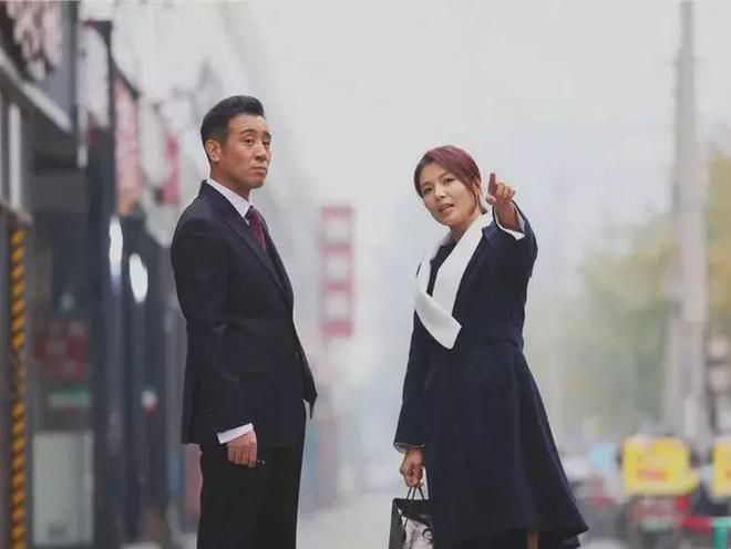 后抱怨嘴里烟味太重于和伟一句话众人大笑米乐体育M6直播平台刘涛于和伟拍吻戏事