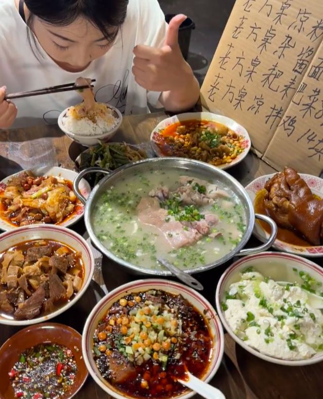 怎么玩去哪些旅游景点适合纯玩团价格米乐m6登录入口带小孩去四川旅游(图2)