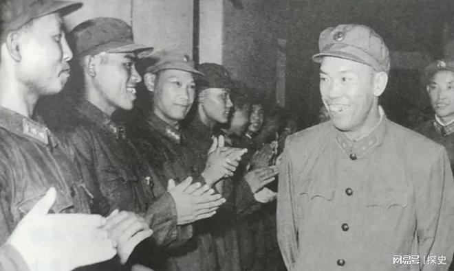 字一年后梁兴初果然不负众望梁兴初不想当副司令：去掉副(图1)